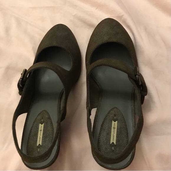 5/25% off - Brown leather strap heels shoes cute beautiful - Picture 3 of 5